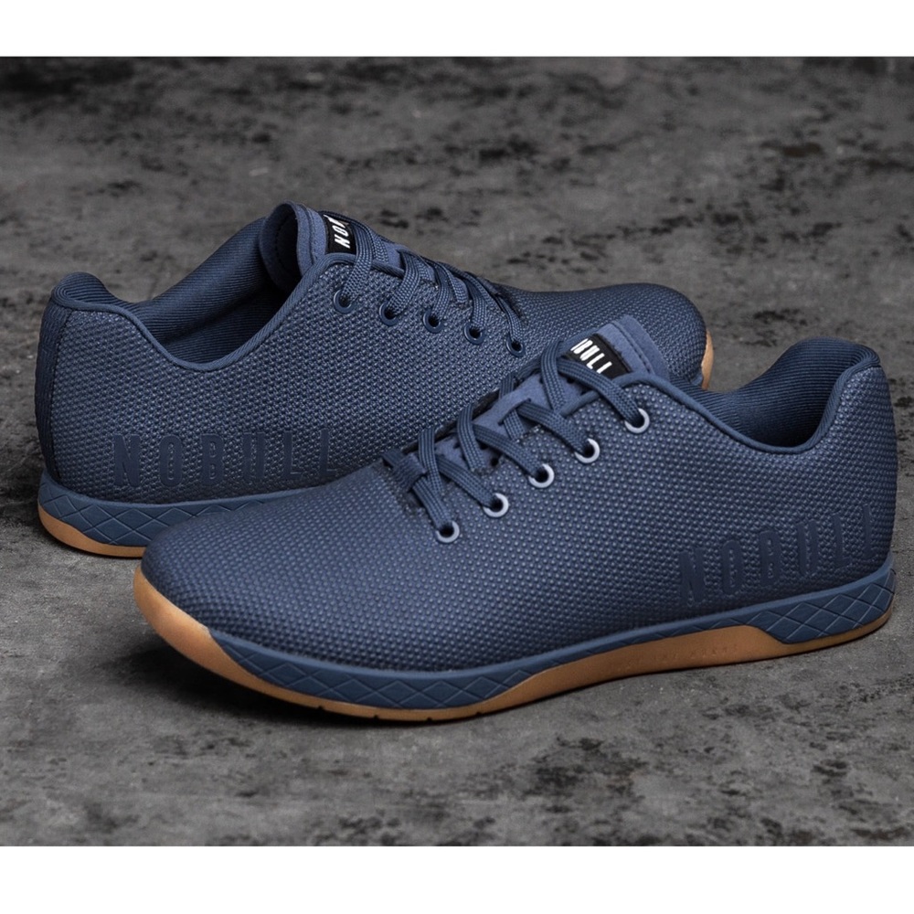 NOBULL NAVY GUM TRAINER Men’s 10.5 Women’s 12